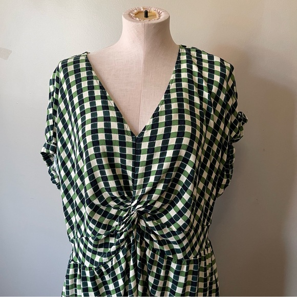 AVA & VIV Dress with Short Sleeves Plus Size - Picture 8 of 10